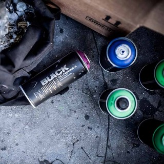 Montana Black Spray